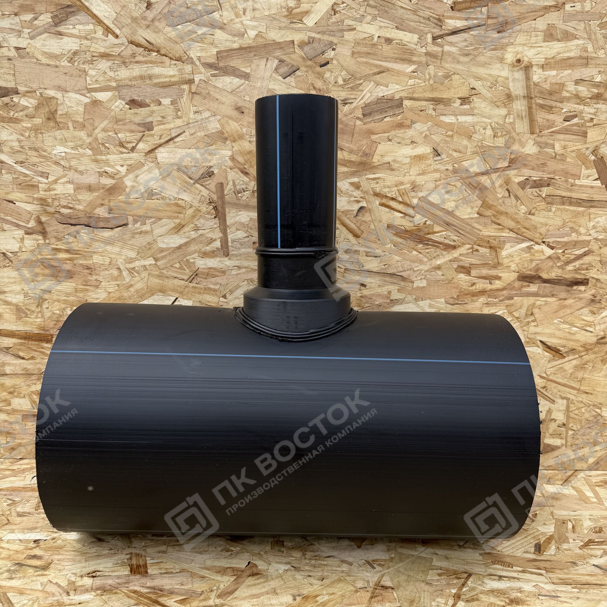 Тройник ПНД 400х160 мм SDR 17 с монолитным корпусом
